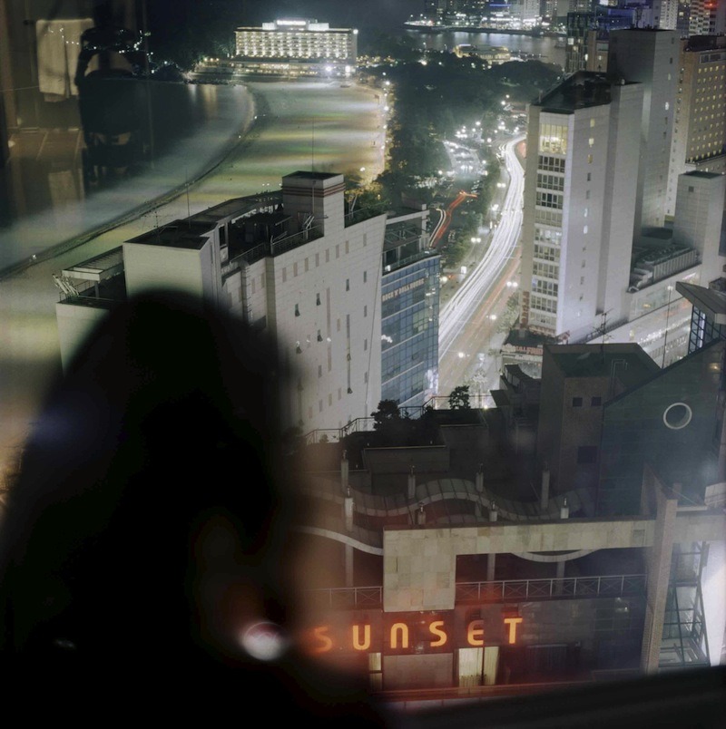 nevver:  Darkness on the edge of town, Teresa Munisteri