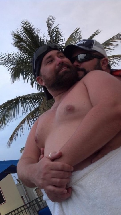 doublea1970:  I <3 him 