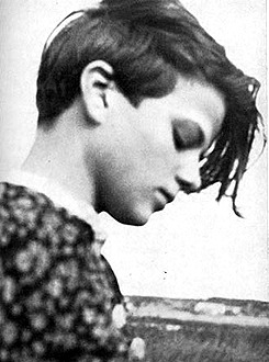unhistorical:  February 22, 1943: Members of the White Rose are executed. The White
