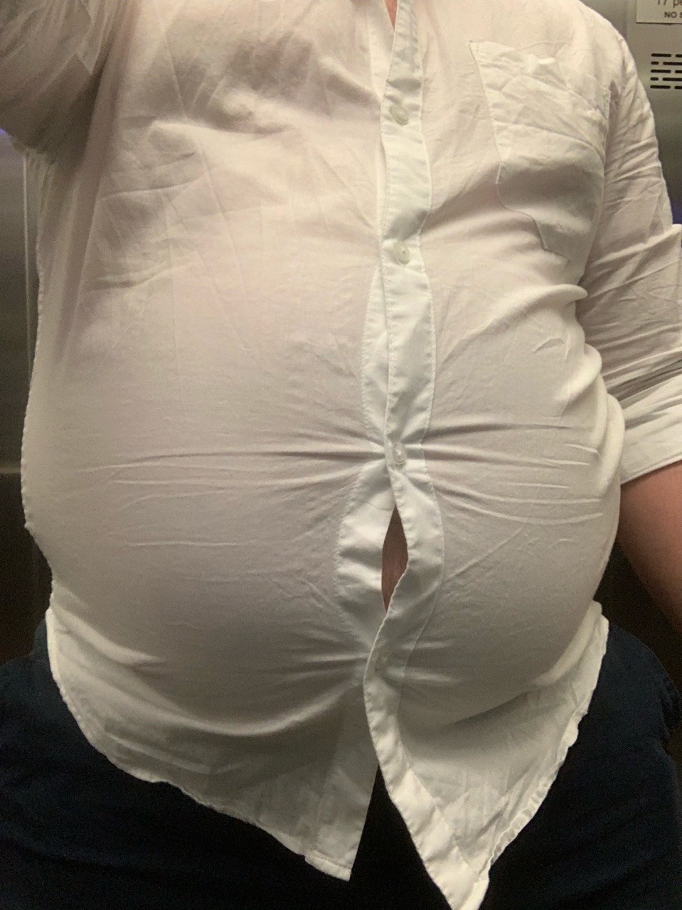 overfedcub:  Gotta suck the gut in while wearing this to stay acceptable 😅http://twitter.com/overfedcub
