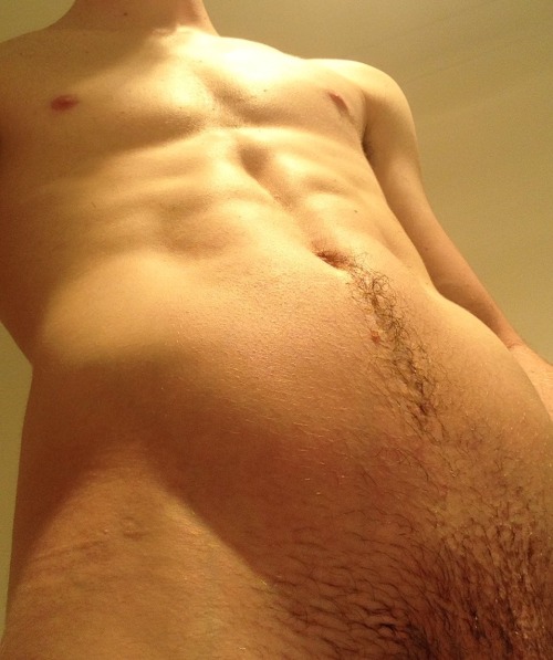 aec2000:  twink-bees:  Dillon Johnson #3 (Tag Below for More)His Account: http://dillonj94.tumblr.com/  