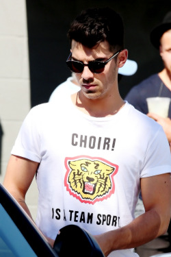 joe jonas