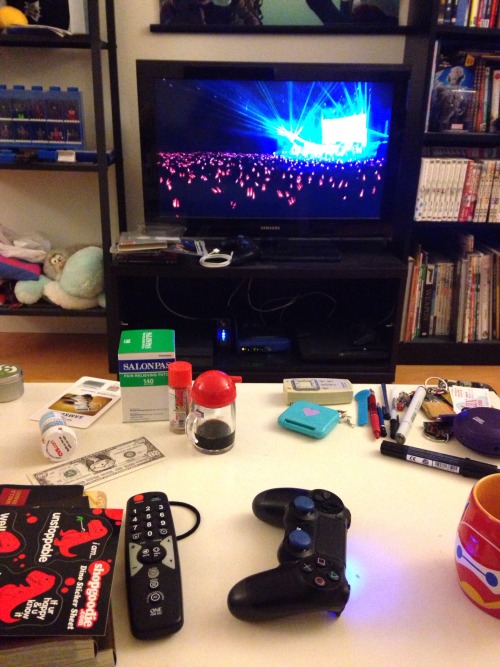 Cleaning my apartment while watching the Persona Live 2015 BD :3  Only three more hours left of 2015 in California!!