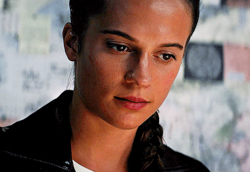movie-gifs:Alicia Vikander as Lara Croft in Tomb Raider (2018)