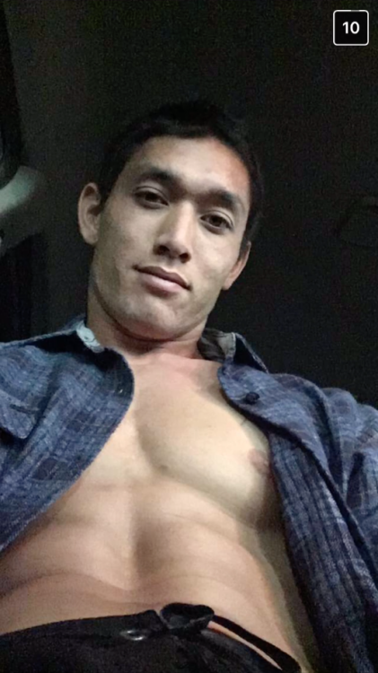 808broski: You guys wanted to see more hotties? Can. Do. Follow 808broski.tumblr.com and Kik me to c