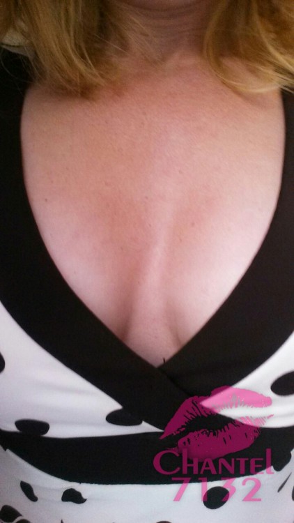 chantel7132-original:  I love this dress…  ;-)  hope your hump day was grand!