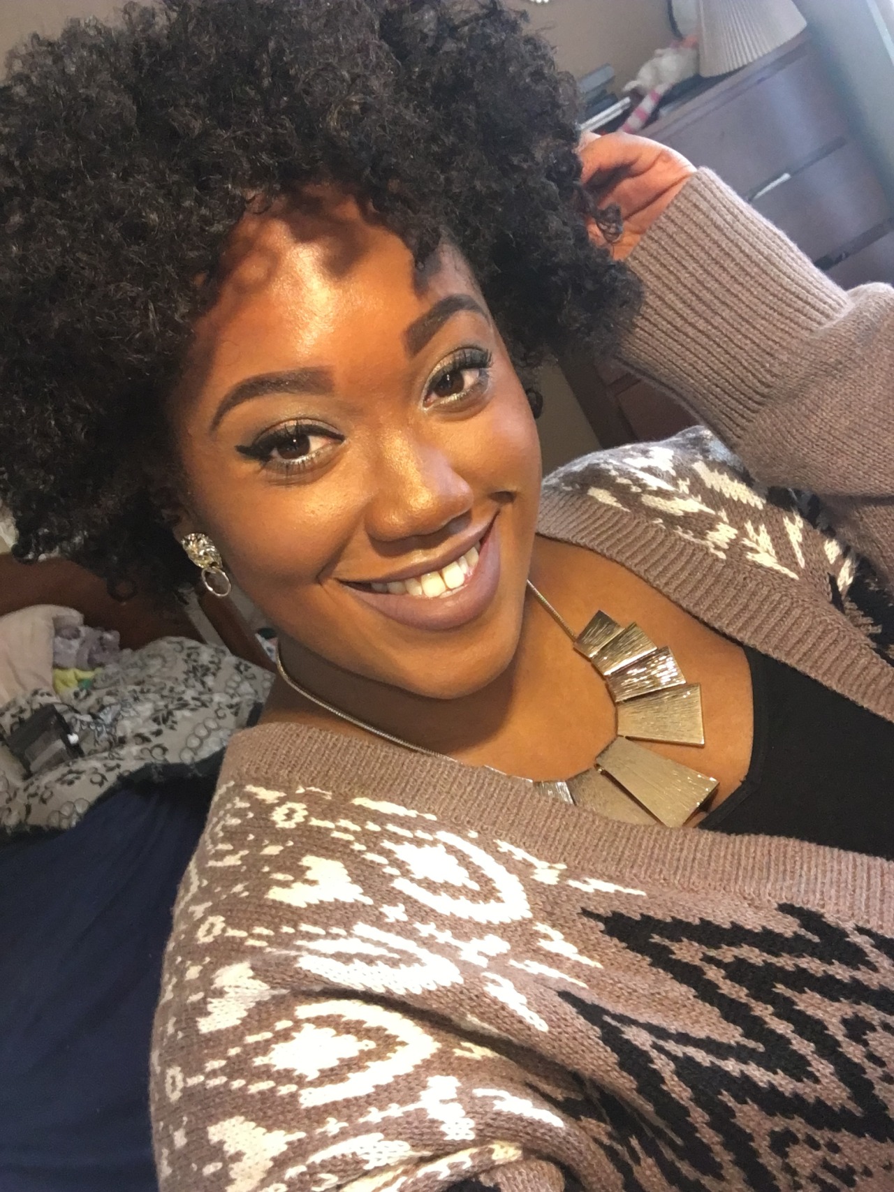 convolutedperceptions:  Y'all I’m really learning how to beat my face lol.   ✨✨✨