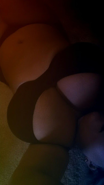 pokerjimandcurvyjen: Sexy Jen curves