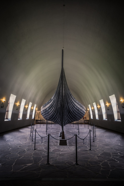 wingsofhuginn: nordfjall:‘Vikingskipshuset: Osebergskipet &amp; Gokstadskipet’ by No