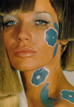 Veruschka by Franco Rubartelli