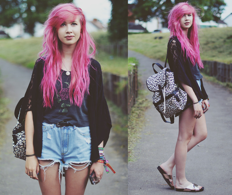lookbookdotnu:  MIDNIGHT RENDEZVOUZ #UOxFests (by Amy Valentine)