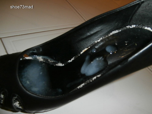 shoe73mad: personal photo. Great load in her shoes
