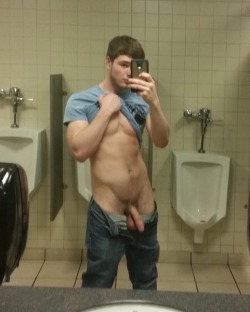 letmetakeadicpic:  Nothing better than a guy showing off what he’s got! If you’d like to add your own submit or send them to letmetakeadicpic@gmail.com