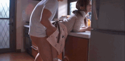 https://64.media.tumblr.com/4cf78bef7e3db34cd8b5ebed7ddd39cf/tumblr_ntv2u3GiXd1usc0sxo1_500.gif