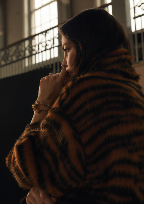 edenliaothewomb:Liv Tyler, photographed by Darren McDonald for Oyster, F/W 2018.