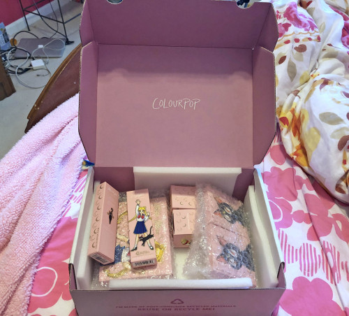 silvermoon424:I finally got my ColourPop Sailor Moon makeup! It’s so pretty and I love it!