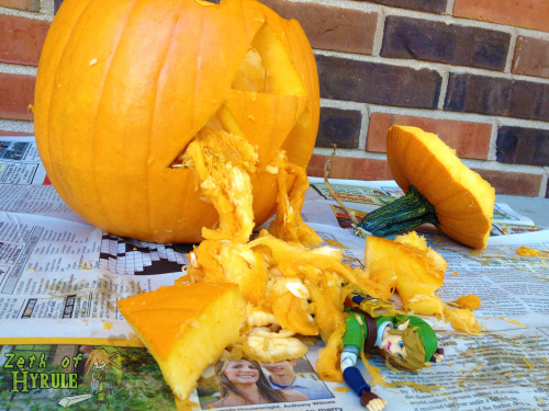 zethofhyrule:  Carving The Lumpy Pumpkin! adult photos