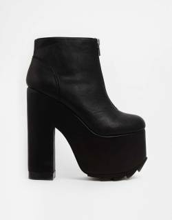 rainy-day-fashion:  YRU Nightmare Zip Black Platform Ankle BootsShop for more like this on Wantering!