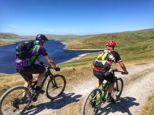 mtbcymru: One very hot day in the saddle, and a few tired legs this evening. But what a day, the Cam