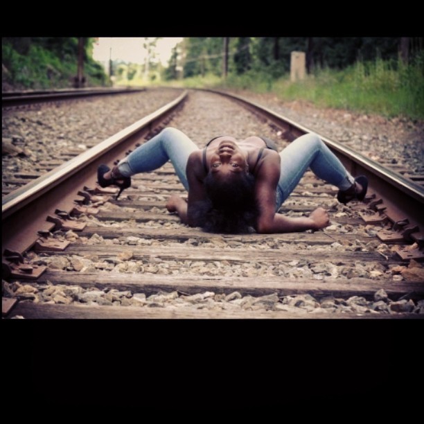 farah-rah:  #traintracks #whatittakes  I would eat h right there