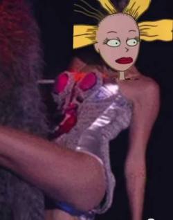 That girl was all sorts of Ratchet lookin like Cynthia 