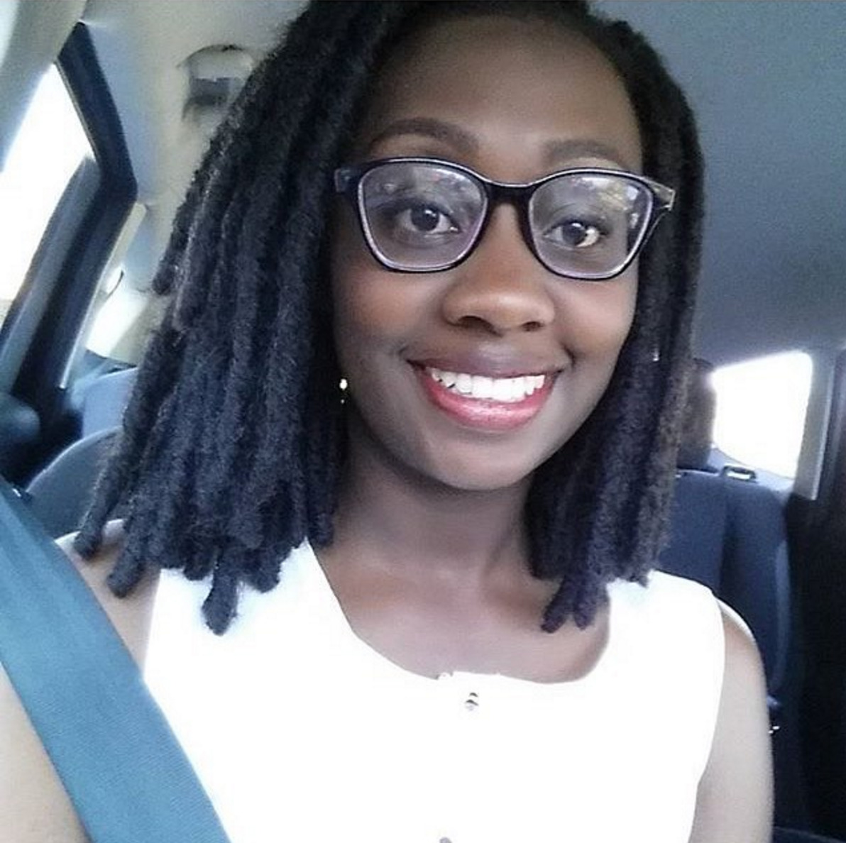 naturalhairqueens:she’s so beautiful. her skin omg gorgeous