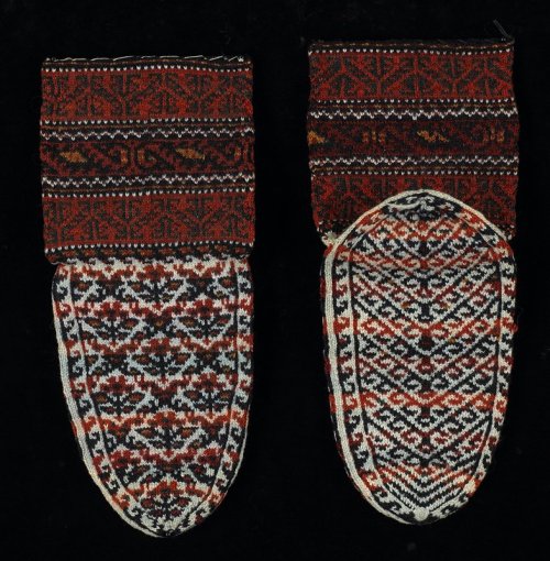 mia-asian-art: Pair of Socks, Unknown Anatolian, c. 1930, Minneapolis Institute of Art: Chinese, Sou