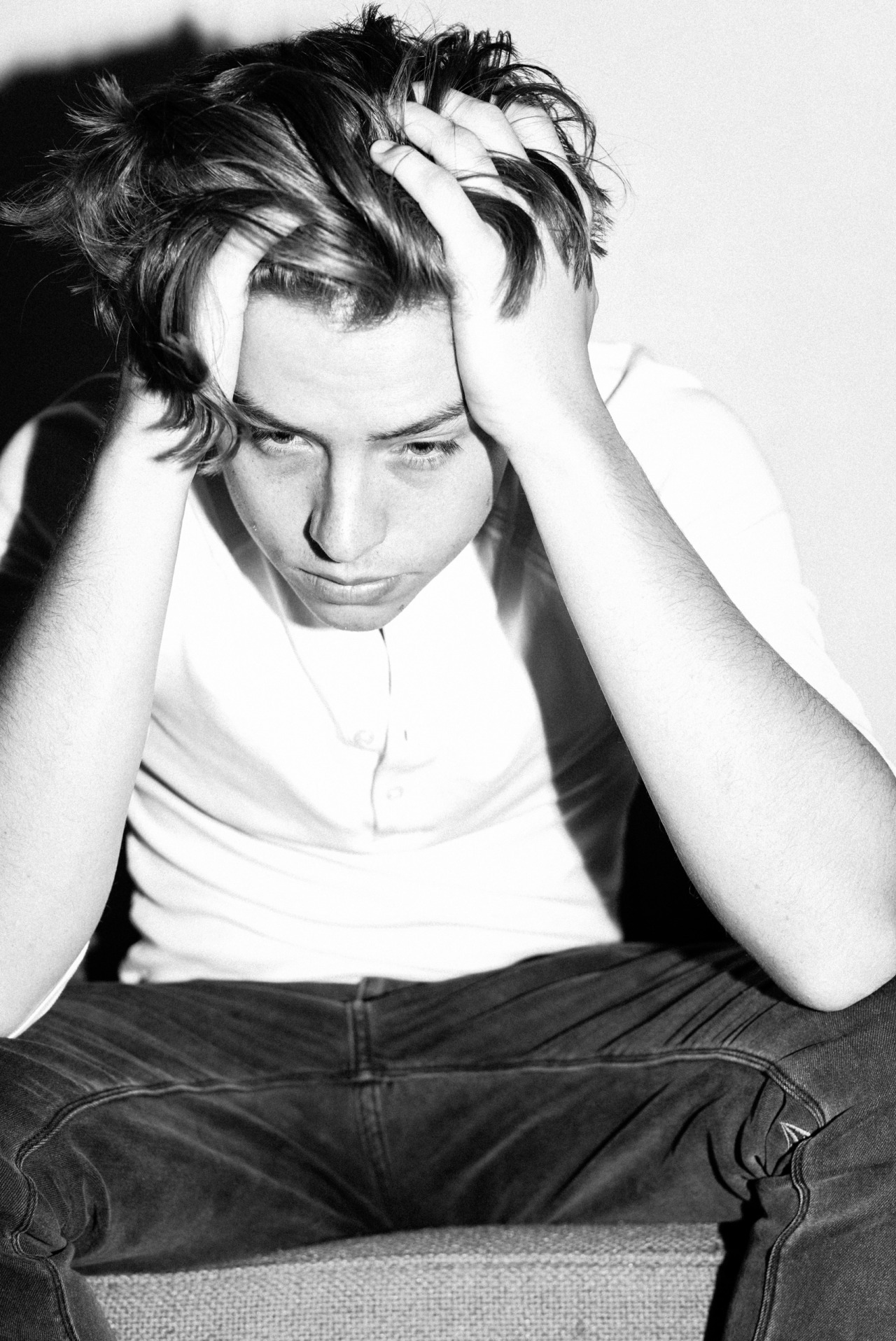 fausses-apparences:  duanmackenzie:  Cole Sprouse 📸by me.  x 