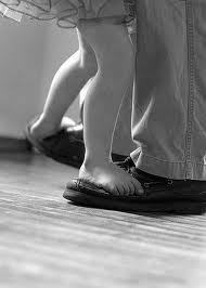mylipsbelongtoyou:  sh7774:  They grow up fast. Teach them well  Daddy teaches me