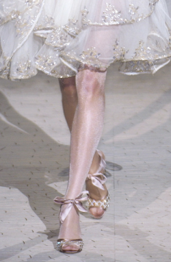 luxomaniac:  valentino spring/summer 2006.