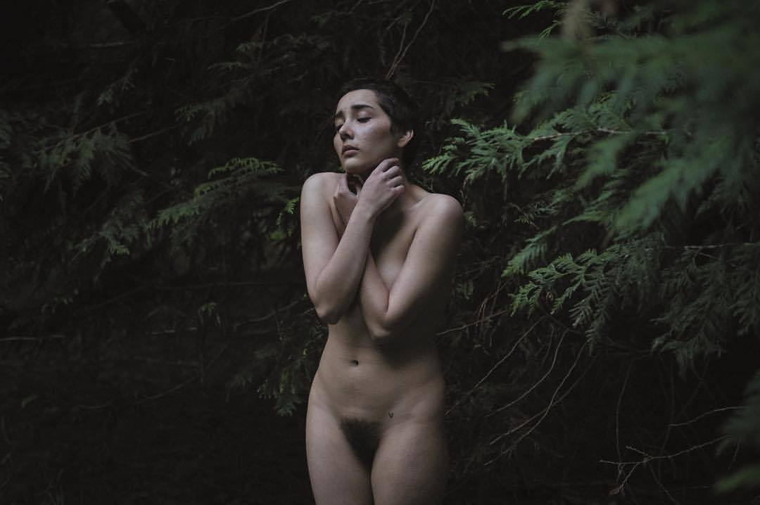 villashoots:  Another “outtake” from my last shoot with the incredible @sariviya