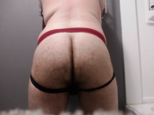 sammichcub: After-shower pics in mah nasty pig. 