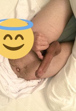 roaminfan-two:  Good Arab dick and balls !!!