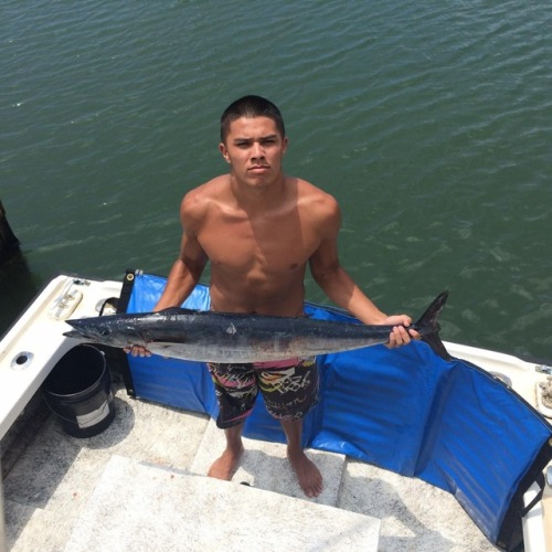 kutekanes808: Ryan Pasoquen and alleged cock pic — former U.H. Athletic football player.