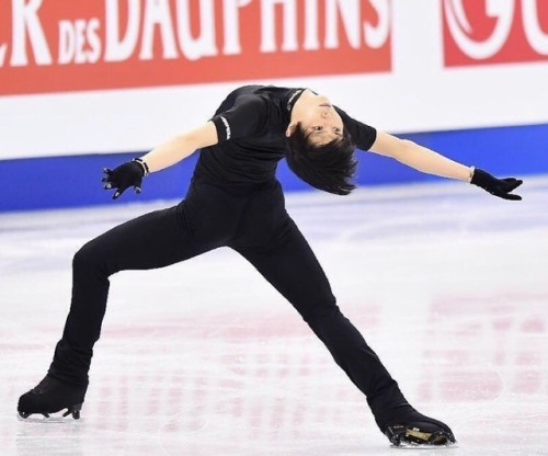 ⛸Fav Hanyu Moves⛸ #2 Ina Bauer How can you not praise his artistry❤️❤️