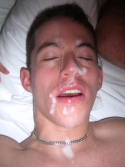 cummingandgoing:  The face of a happy, cum