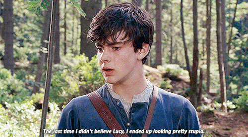 western-woods:Endless list of favourite Edmund Pevensie moments 6/???