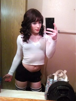 cute-sissy-slut:Just another day at Daddy’s