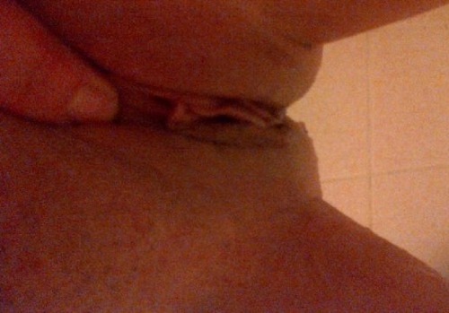 addictofselfdelusiongirl:  Aching, throbbing adult photos