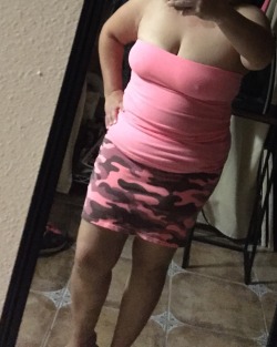 terko1227:  What my Latina Hotwife is wearing