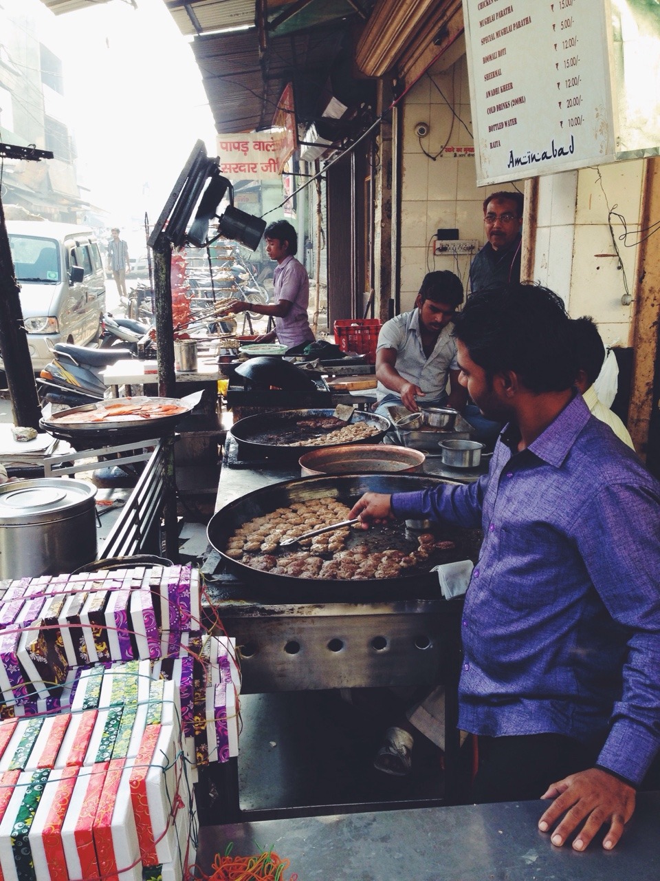 jasminvoegtate:bennetttttt:Bara Imambara / Asafi Masjid in Lucknow, India.  This