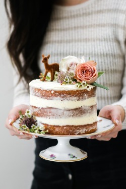 sweetoothgirl:  Jasmine Cake with Honey Swiss