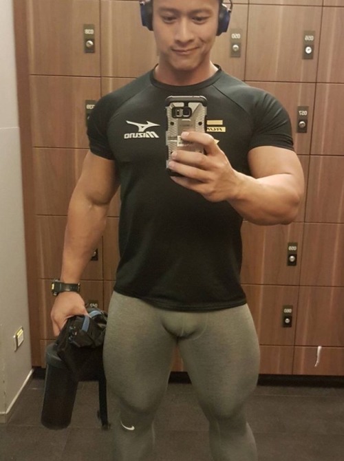 WORKOUT GEAR