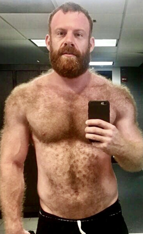 hairyobsessionss:Ginger obsession https://hairyobsessionss.tumblr.com/Hairy Furry Men