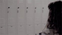 alayne-stone:  I don’t want to be alone. 