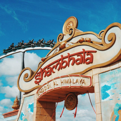 madetothrill:The Kingdom of Shambhala. What was once the tallest & fastest hyper in Europe, is s