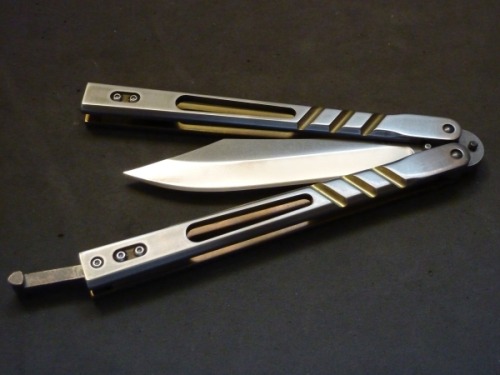 knifepics:Balisong (Butterfly Knife)