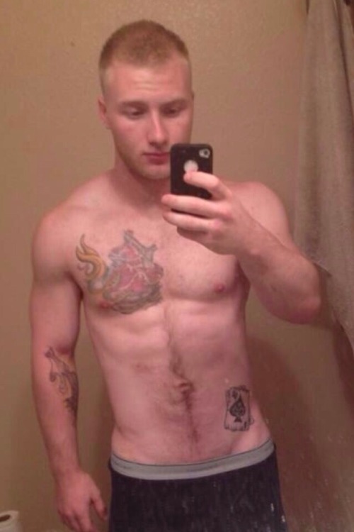 furrytrade:  Follow both of my blogs @ http://furrytrade.tumblr.com/ & http://dirtyrabbithole.tumblr.com