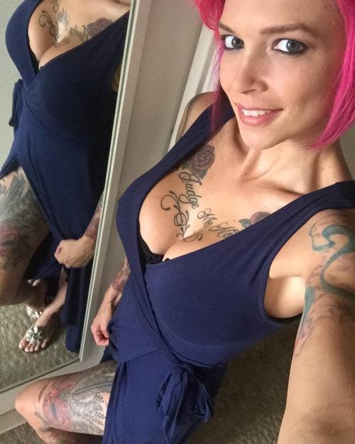 #easylikesundaymorning #ifeelpretty And #boobs #cleavage #highslitdress #wetpanties #playful #smirk 