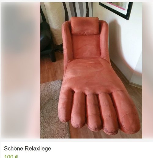 drneverland: shiftythrifting: “Beautiful lounger” idk man, looks like a giant foot to me…  from the 